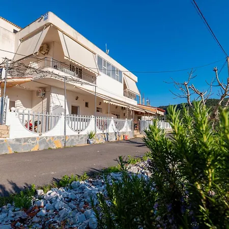 Agim Doko Apartment Ksamil