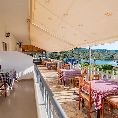 Agim Doko Apartment *