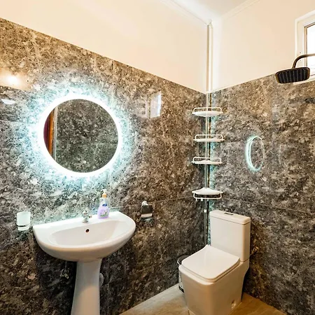 Agim Doko Εξαμίλιο